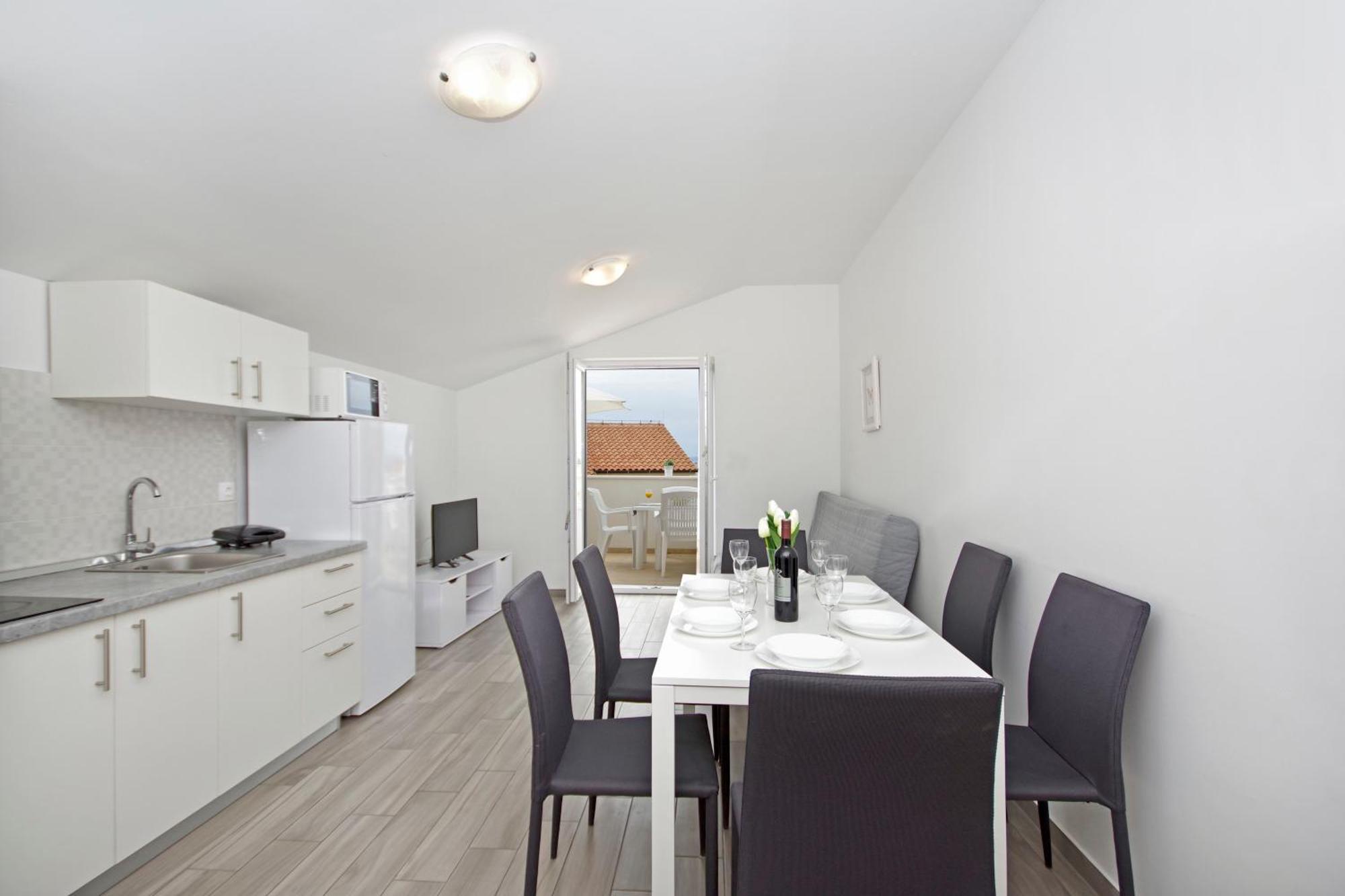 Apartments Frado Novalja Exterior photo