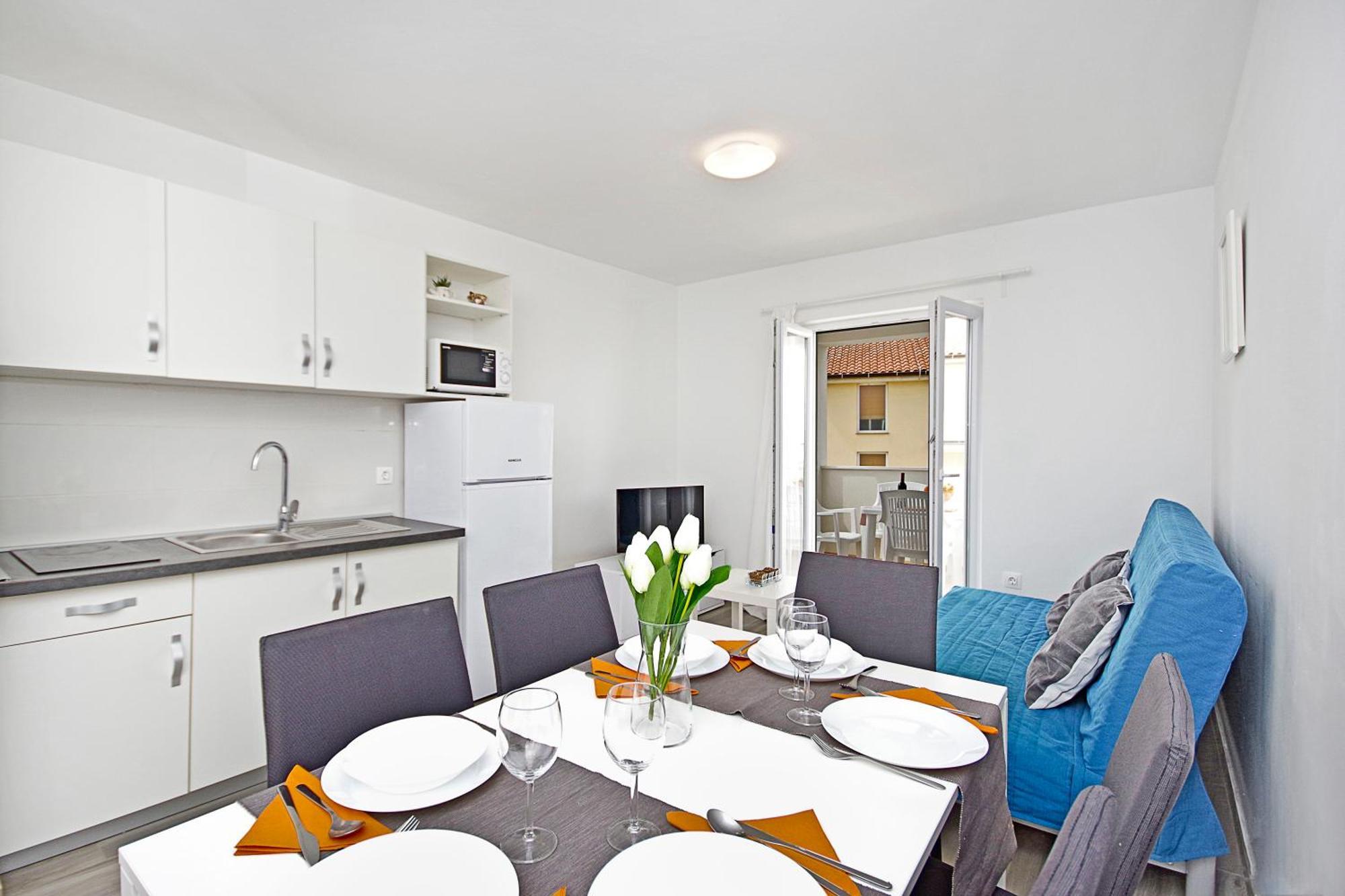 Apartments Frado Novalja Exterior photo