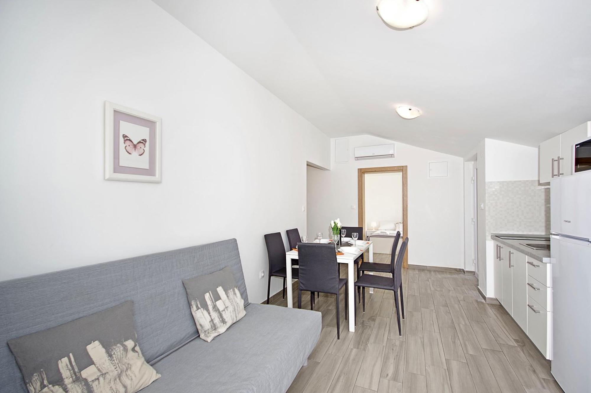 Apartments Frado Novalja Room photo