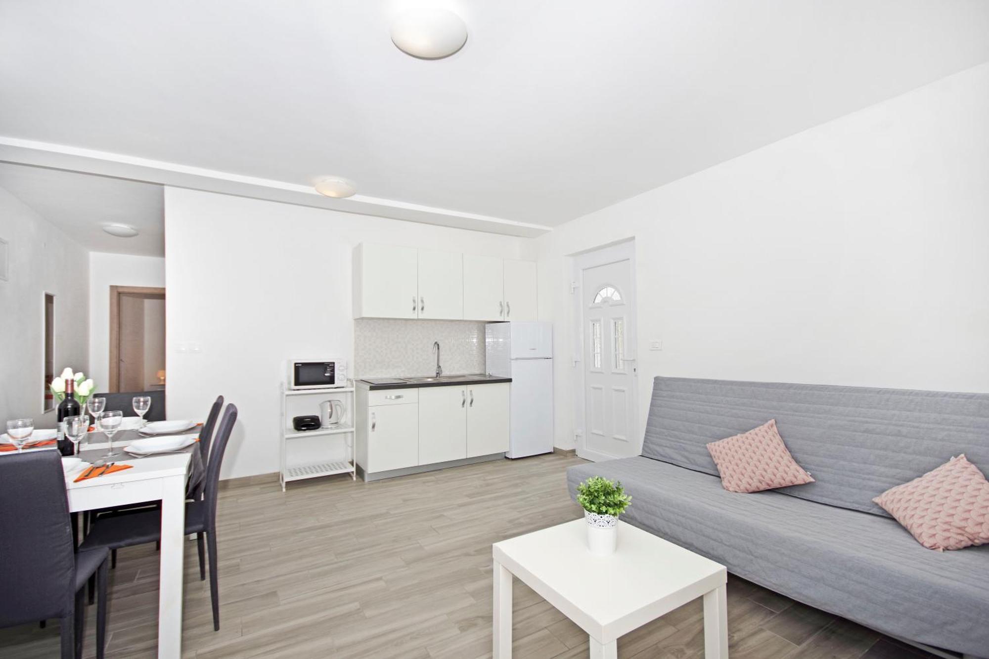 Apartments Frado Novalja Room photo